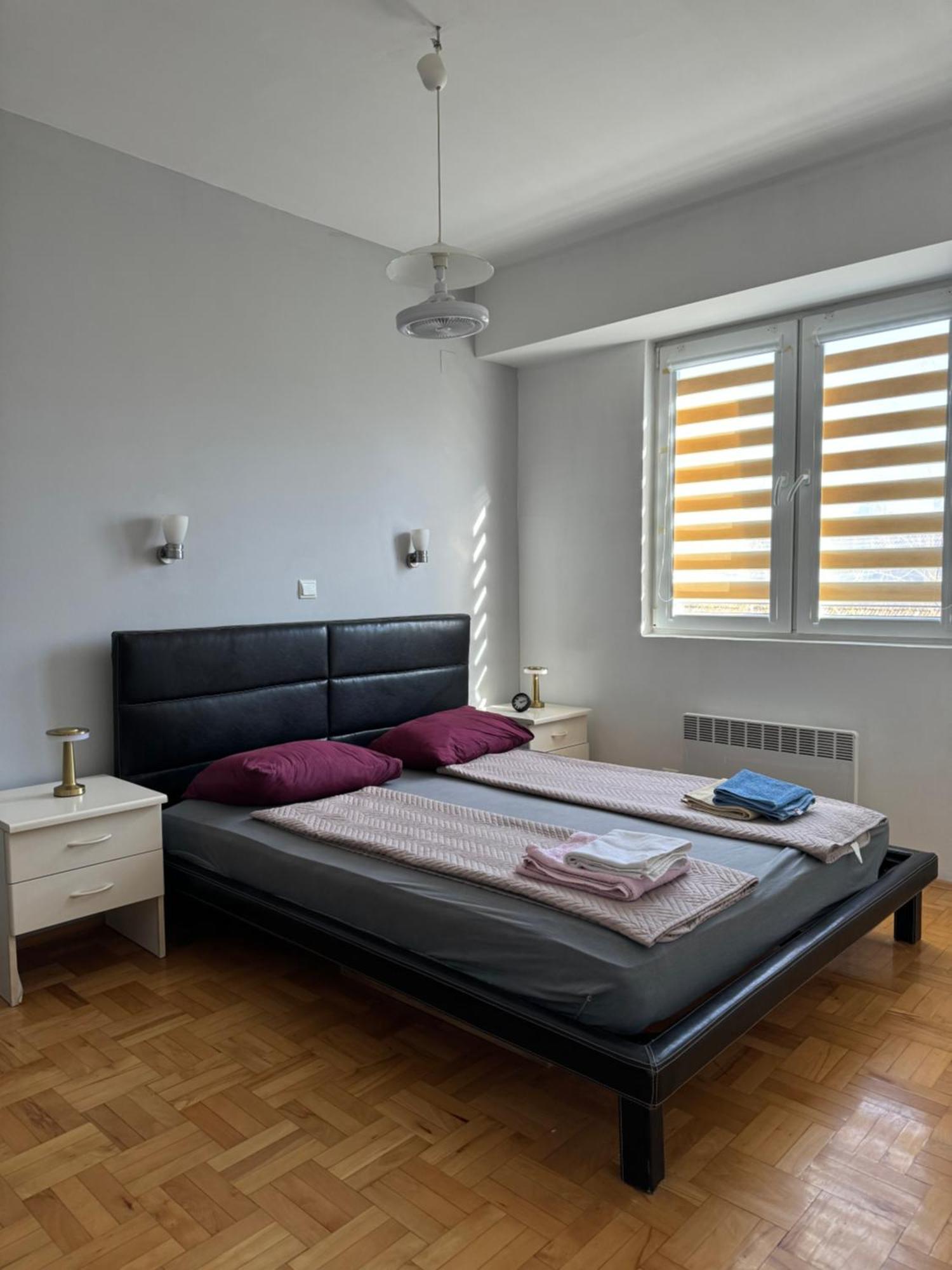 Apartament Bus Station *